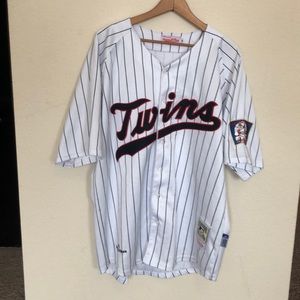 Mitchell & Ness Harmon Killebrew Twins Jersey, 52